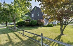 421 Market St, Rockland, MA 02370