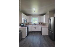 42 Hartley Street, Lapeer, MI 48446