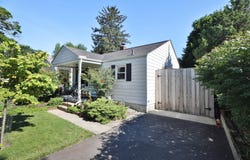 68 E Stanton Avenue, Columbus, OH 43214