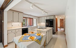 7 Mercury Circle, Andover, MA 01810
