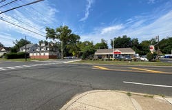 402 S WHITE HORSE PIKE, AUDUBON, NJ 08106