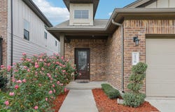 176 Mayney Ln, Leander, TX 78641