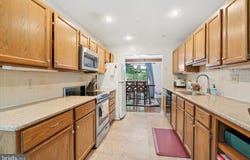 500 LYNETREE DRIVE, WEST CHESTER, PA 19380