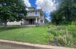 502 N Jackson St, Pratt, KS 67124