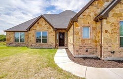 1053 Tex Lane, Springtown, TX 76082