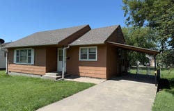 1411 N Campbell Ave, Beloit, KS 67420