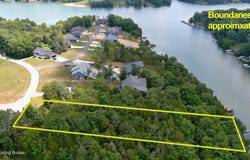 20 Doe Valley Pkwy, Brandenburg, KY 40108