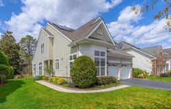23 Lewis Dr Dr, Mays Landing, NJ 08330