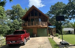 909 Pershing Street, McComb, MS 39648