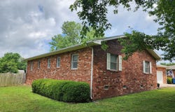1803 Hagny, Lamar, MO 64759