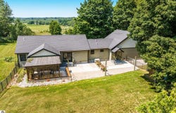 11300 E Brigadoon Lane, Suttons Bay, MI 49682