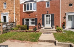4159 NOVAR Drive, CHANTILLY, VA 20151