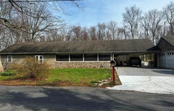 511 PINE DRIVE, SACRAMENTO, PA 17968