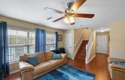 4564 LIMERICK Drive, TAMPA, FL 33610