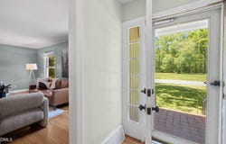 68 Oakwood Drive, Chapel Hill, NC 27517