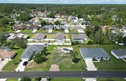 42 BALTIMORE LANE, PALM COAST, FL 32137