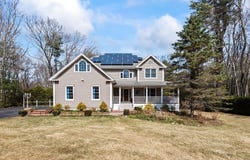 9 Santom St, Auburn, MA 01501