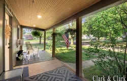 536 E Bond Street, Hastings, MI 49058