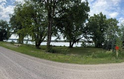 57173 892 Road, Wynot, NE 68792
