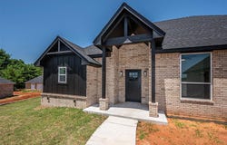 2432 Canyon Circle, Blanchard, OK 73010
