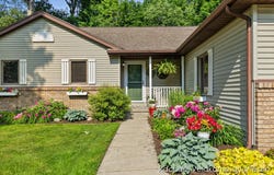 1579 Geddes Avenue NW, Grand Rapids, MI 49534
