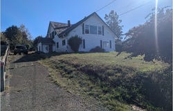 29681 WALKER St, GoldBeach, OR 97444