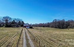 169 Eagle Mills Road, Harmony, NC 28634