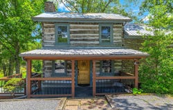 1601 Ponderosa Drive, Dandridge, TN 37725