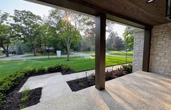 1231 Fox Chase Road, Bloomfield Hills, MI 48301
