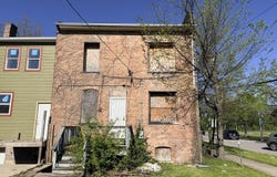 10601 S Champlain Avenue, Chicago, IL 60628