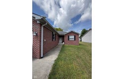 30 Grassyway Court, Whiteland, IN 46184