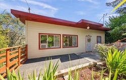 5838 Nottingham Dr, Oakland, CA 94611