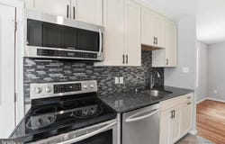 7410 ROXBURY AVE, MANASSAS, VA 20109