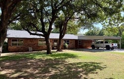 108 Olsen 2nd, Mineral Wells, TX 76067