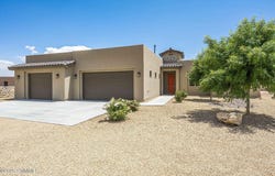 415 Rancho Verde Court, La Mesa, NM 88044