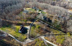 36 Colonial Drive, Scott Depot, WV 25560