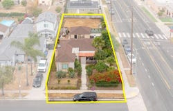701 W 112th ST, Out of State, CA 90044