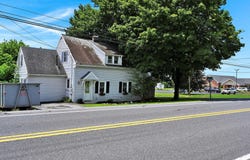 5 HERSHEY ROAD, LITITZ, PA 17543