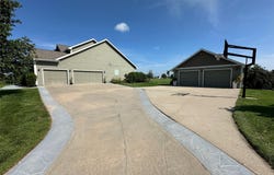 1821 Millstream Court, Winterset, IA 50273