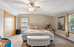 60 Lynn St, Peabody, MA 01960