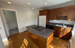 580 Main St, Lynnfield, MA 01940