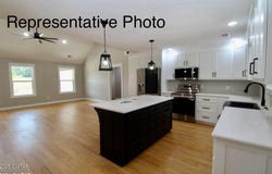 440 Oak Point Drive, Lexington, TN 38351