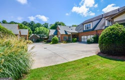 120 CHASTAIN, Kennesaw, GA 30144