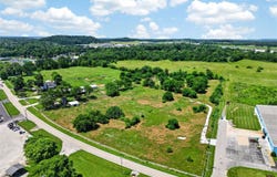 Shelton Lane, Russellville, KY 42276