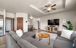 9012 W 23rd St, Sioux Falls, SD 57106-0438