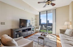 3040 Peachtree Road NW, Atlanta, GA 30305