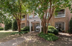 8031 Allyns Landing Way, Raleigh, NC 27615