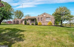 2359 HENDRICKS STATION ROAD, HARLEYSVILLE, PA 19438