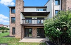 2803 JEFFERSON COURT, AMBLER, PA 19002