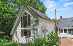 592 State Route 2, Shelburne, NH 03581